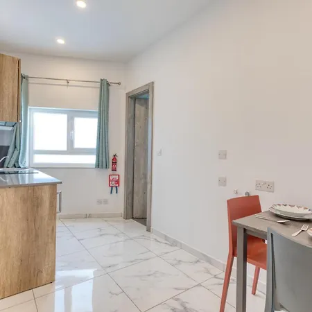 Apartment Stylish In Bay Square 3 St. Paul's Bay