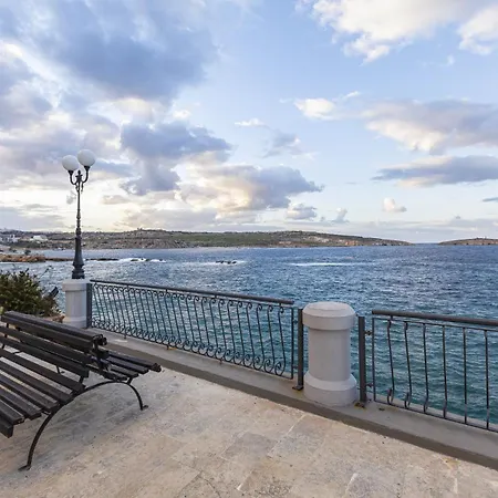 Stylish In Bay Square 3 Appartement