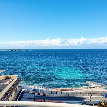 Stylish In Bay Square 3