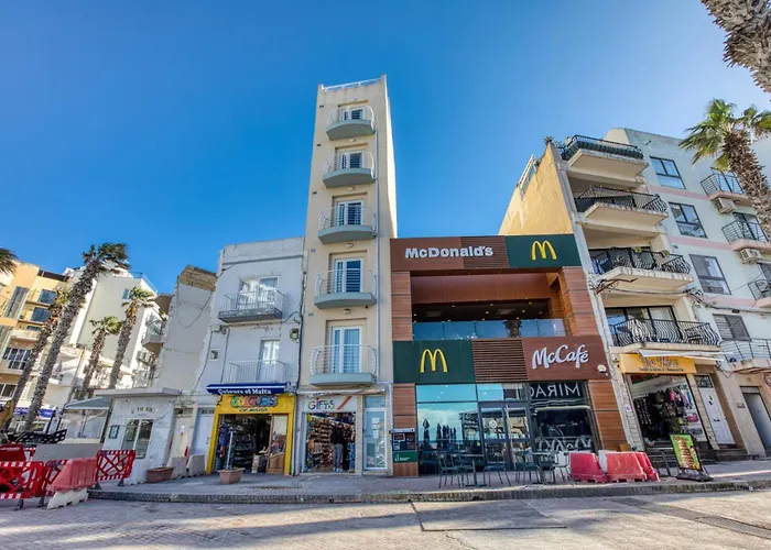 Stylish In Bay Square 3 Apartman *