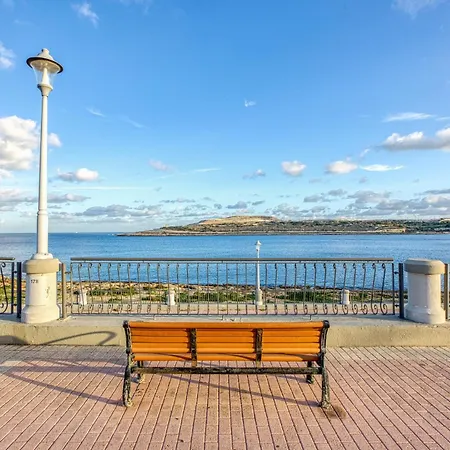 Stylish In Bay Square 3