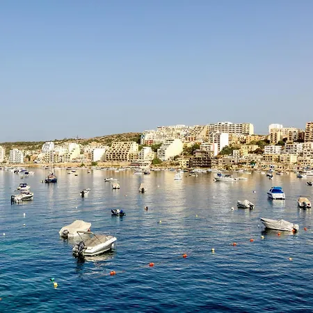 公寓 Stylish In Bay Square 3